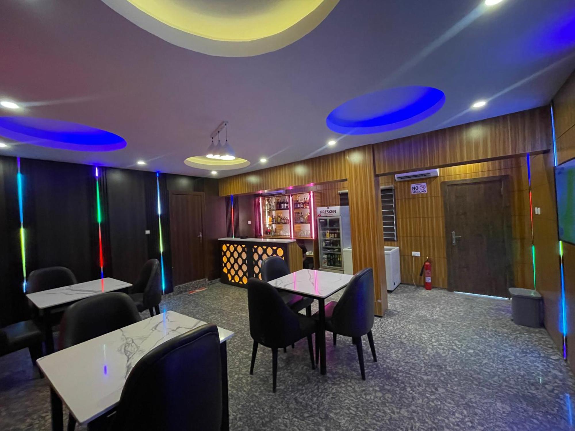 Presken Signature Ikeja Exterior photo